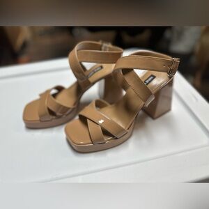 Nine West NWOT Shoes Sandals Strappy Block Heel Platform Sandals SZ 6